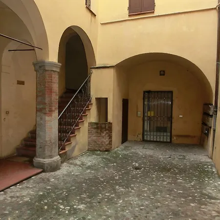 아파트 And House *