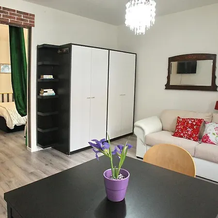 Apartman And House *