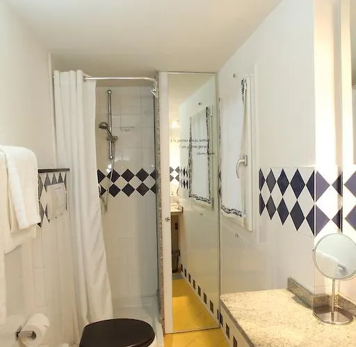 Apartman And House *