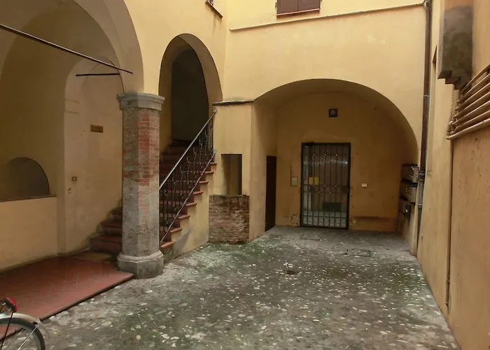 Apartman And House *